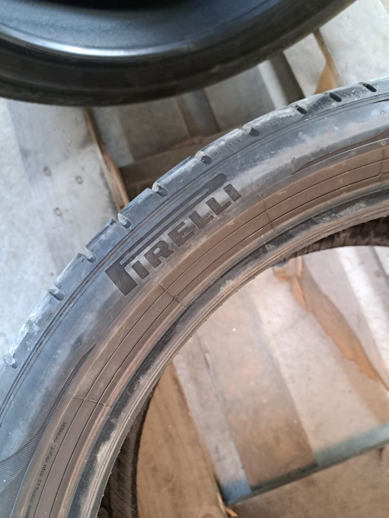 2 anvelope vară 255 35 r19 Pirelli
