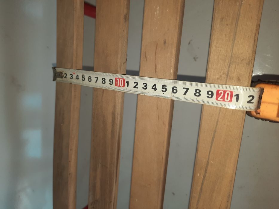 Детска метална шейна с дървена седалка