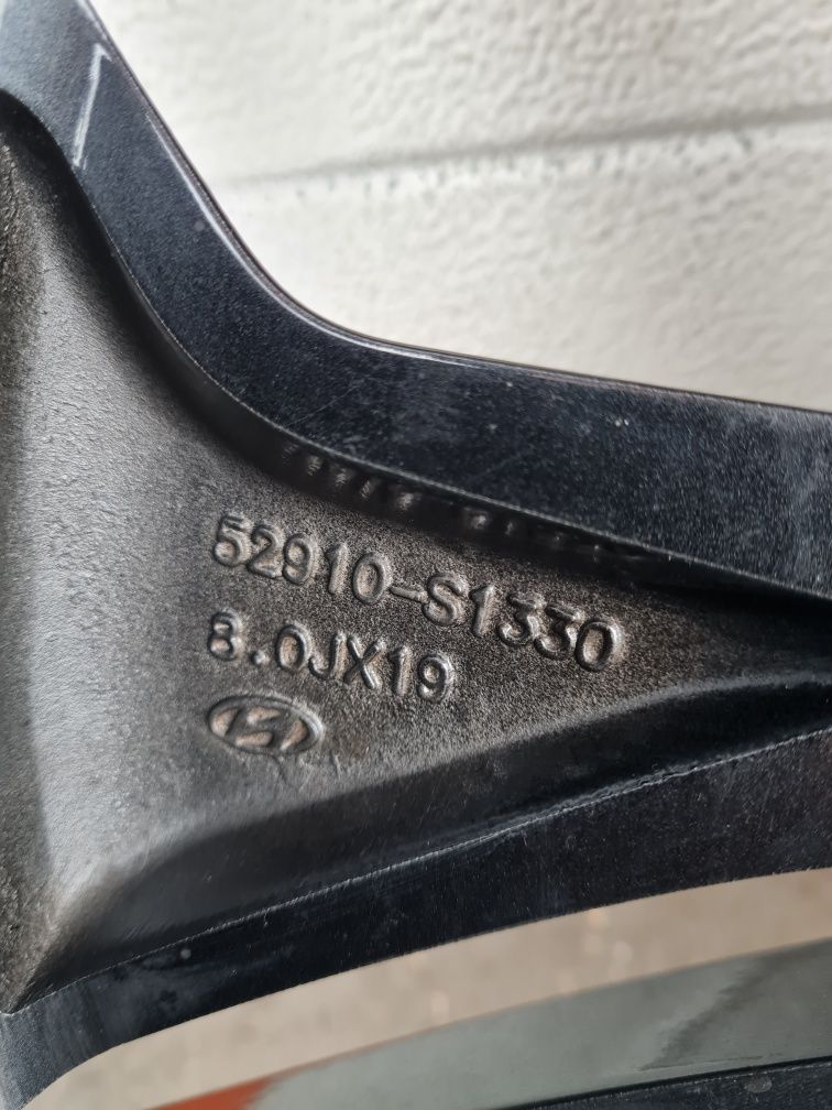 Оригинални джанти за ХЮНДАЙ КИА HYUNDAI KIA R19 5x114.3 ET51 8J