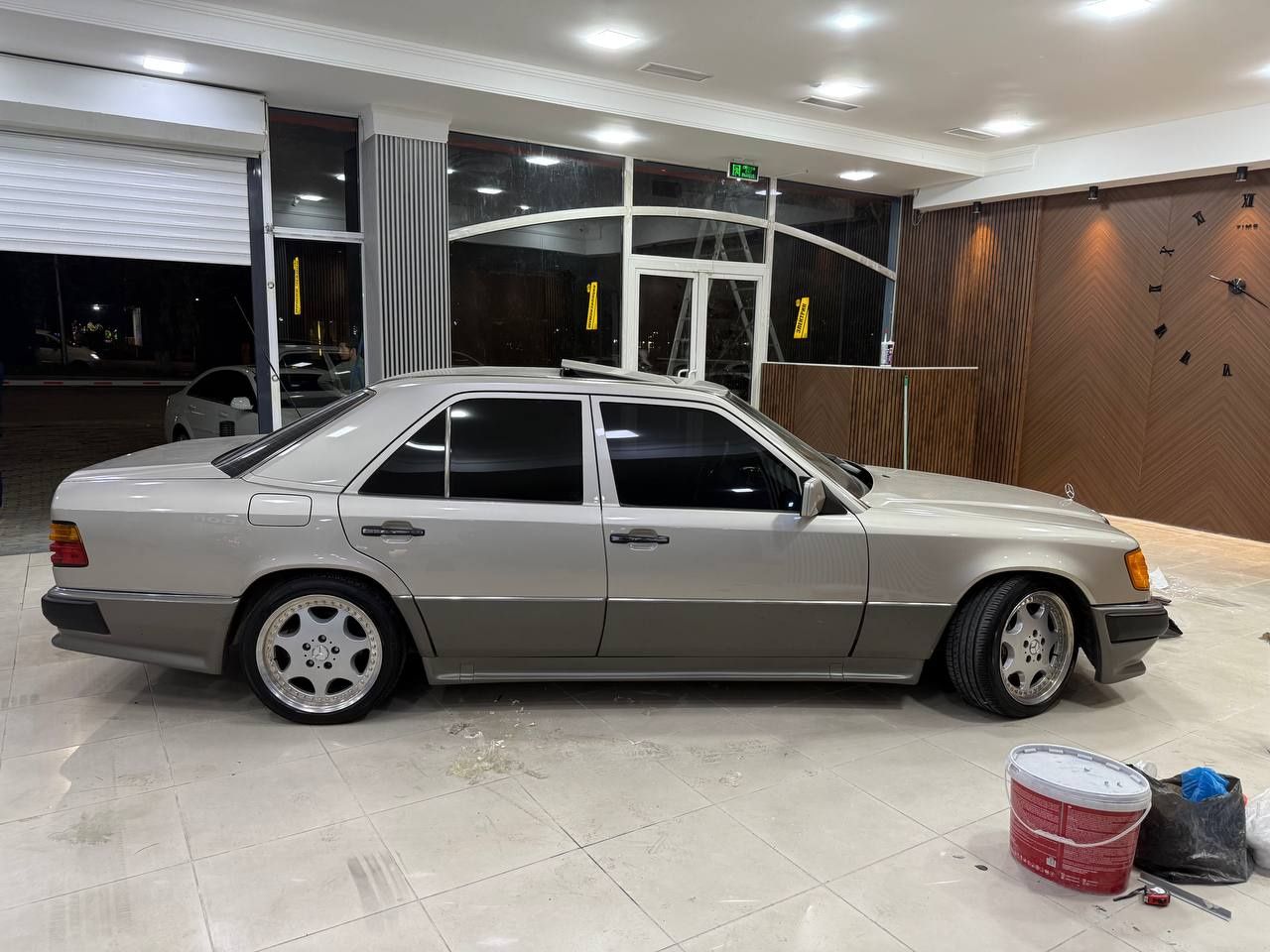 Продается Мерседес 124 АМГ 3.6