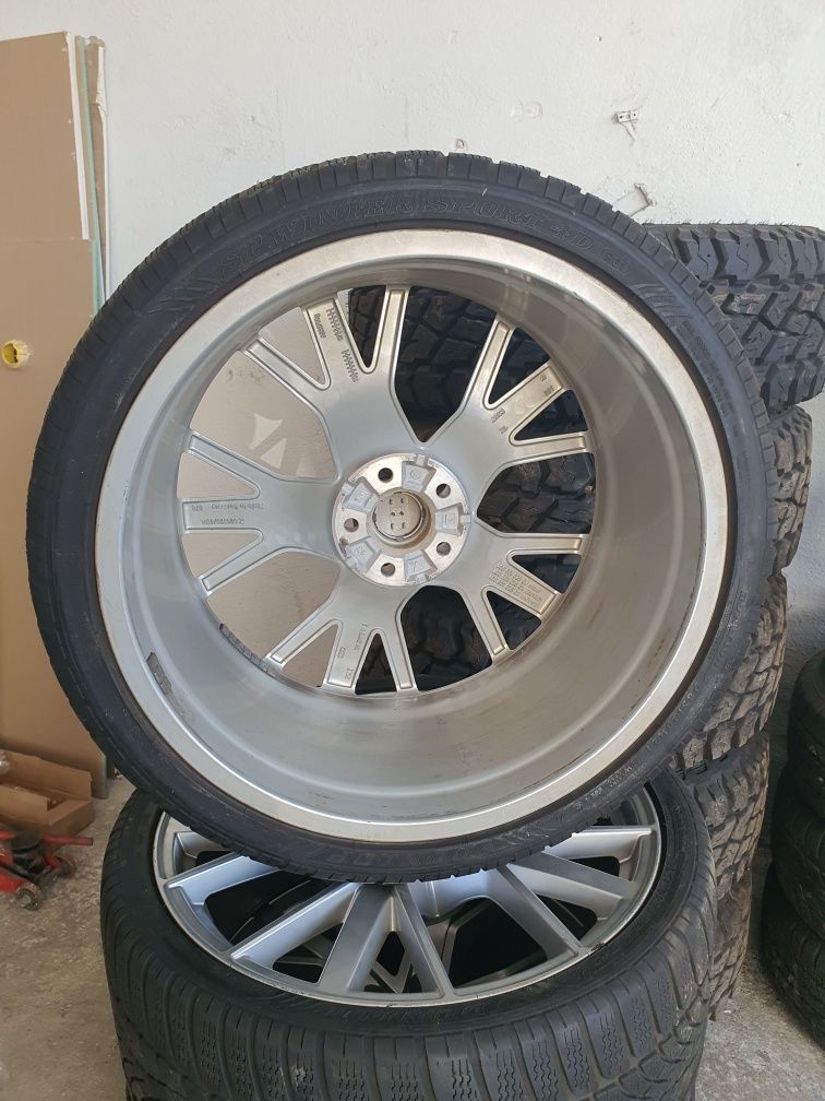 Audi RS6 plus performance 9.5Jx21 ET25 + зимни гуми 285/30/21 DUNLOP D