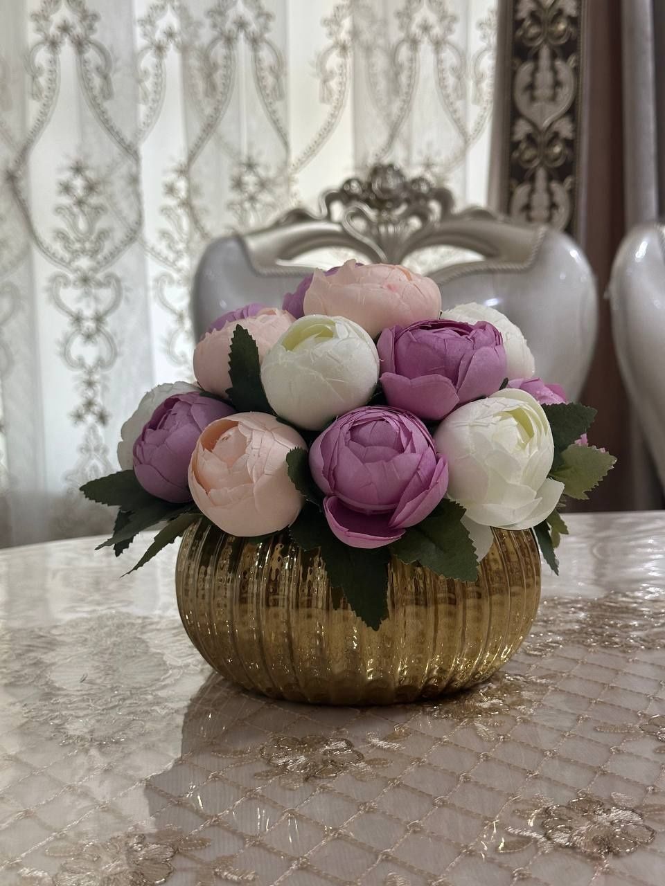 Pion gul kampazitsiya decor