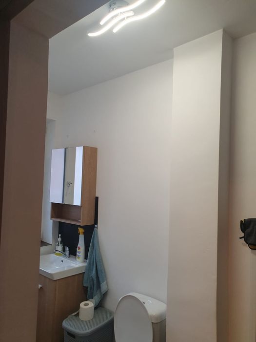 Închiriez apartament