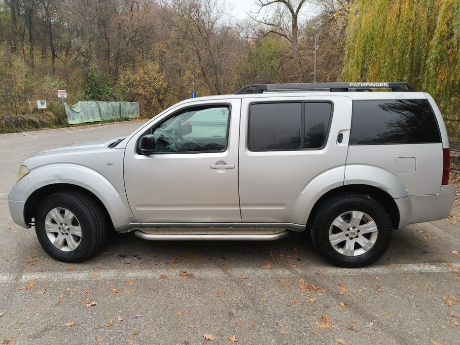 Nissan Pathfinder R51