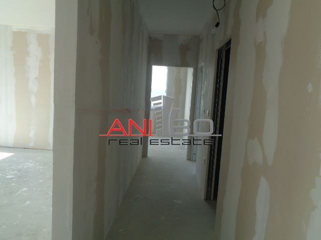 Продава се Тристаен апартамент в Варна, Трошево - 115 кв.м за 2166 €/кв.м - Снимка #2