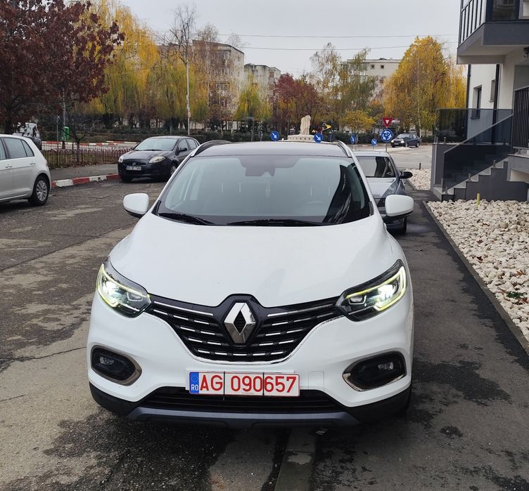 Vând Kadjar full led - Bose - Panoramic 113.000 km
