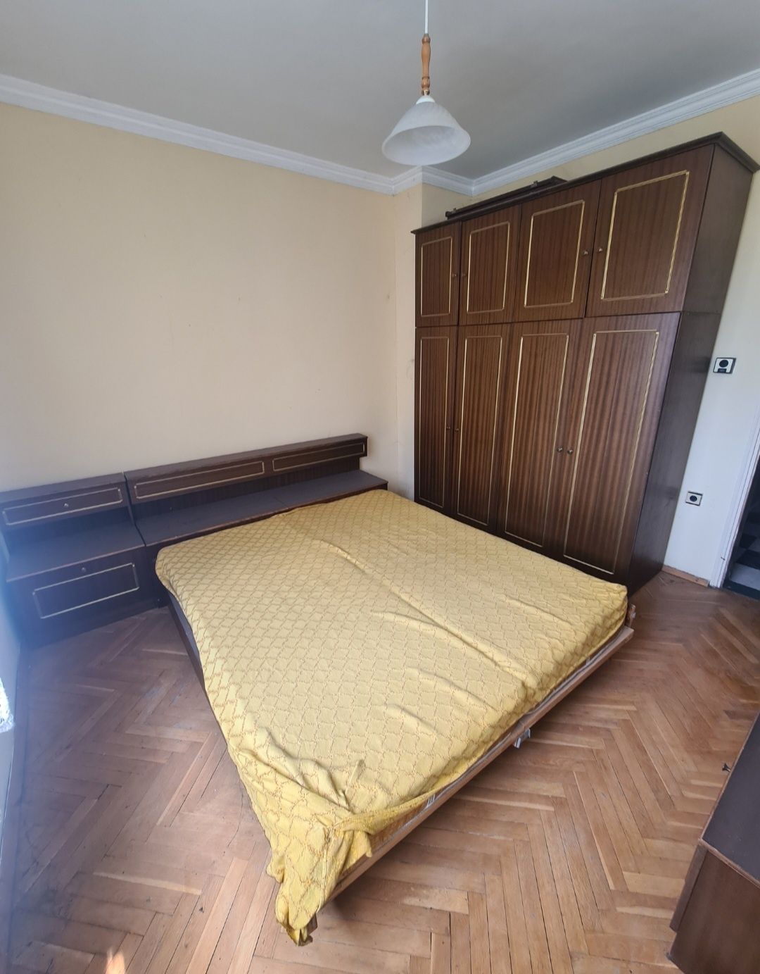 Тристаен панел Събота пазара