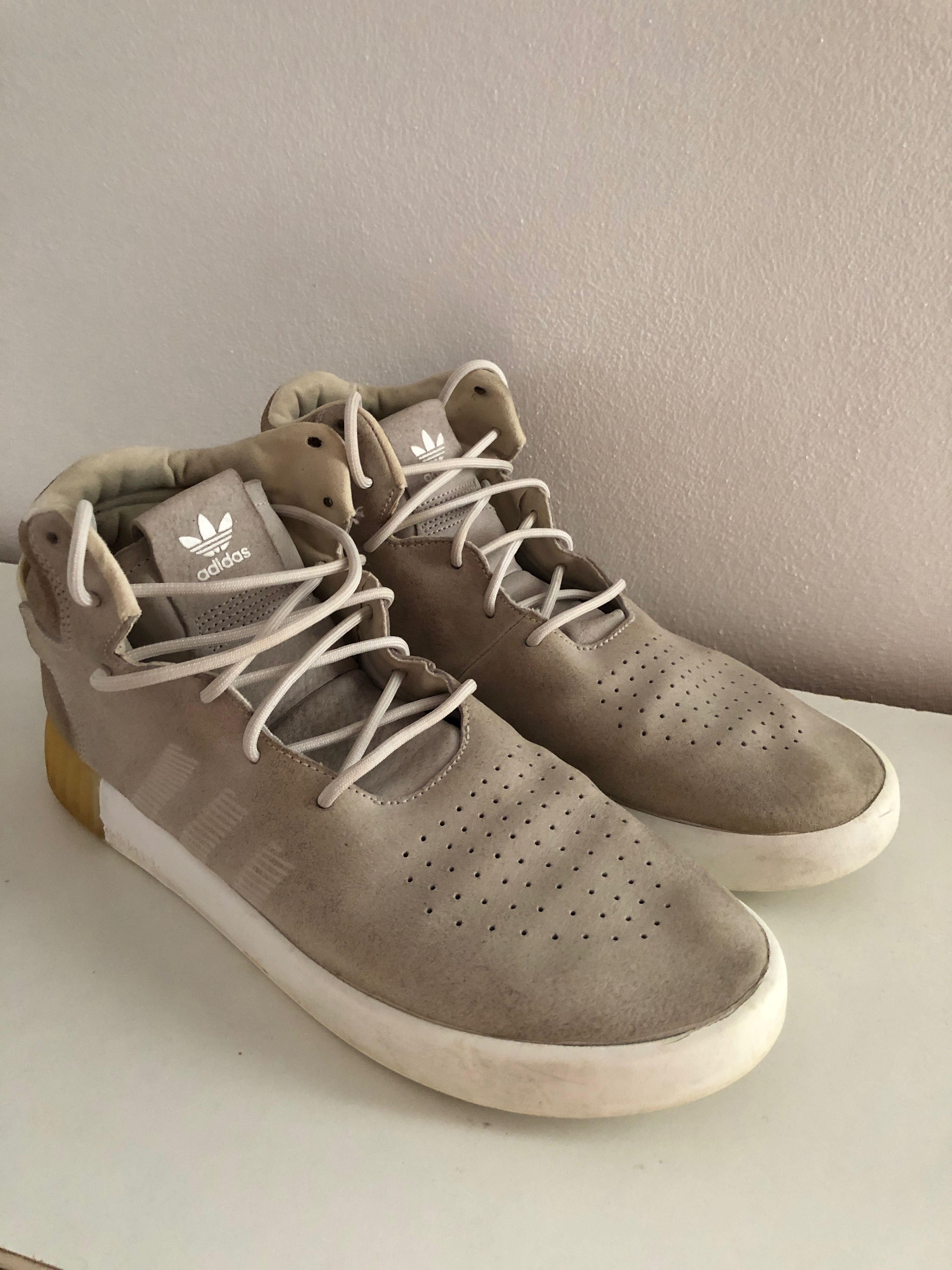 Adidas Tubular nr 44