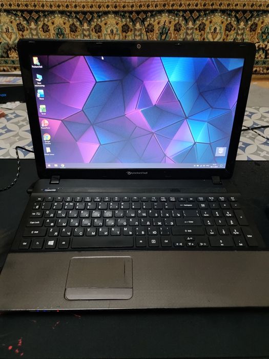 Ноутбук i7 8/256gb