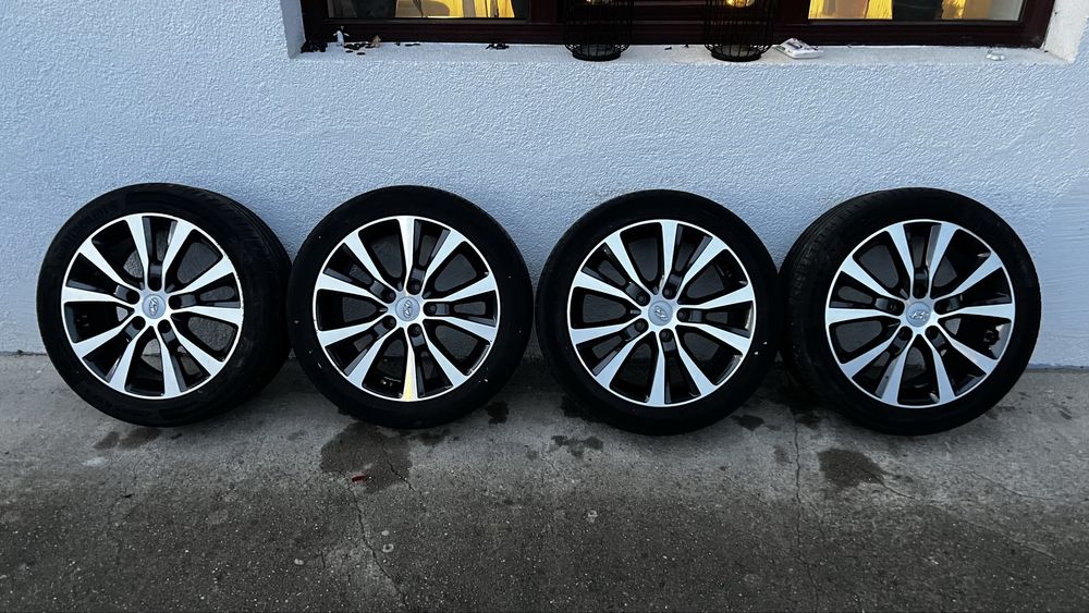 Jante aliaj Hyundai 5x113,4 R17 cu anvelope vara 225/45 R17