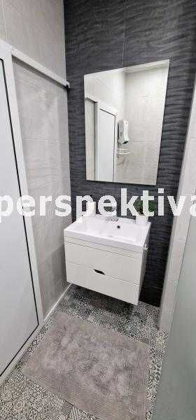 Продава се Тристаен апартамент в Пловдив, Кючук Париж - 68 кв.м за 1995 €/кв.м - Снимка #7