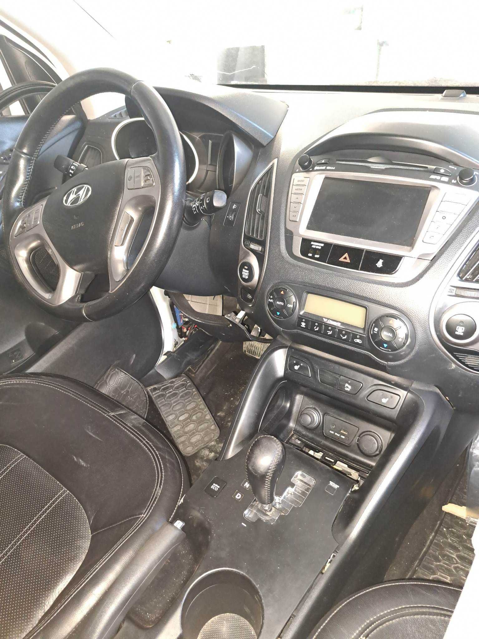 piese Hyundai iX35 2,0 AT, interior, exterior, piese auto