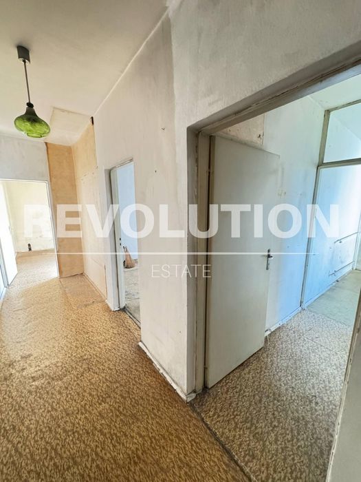 Продава се Тристаен апартамент в Пловдив, Тракия - 58 кв.м за 1466 €/кв.м - Снимка #3