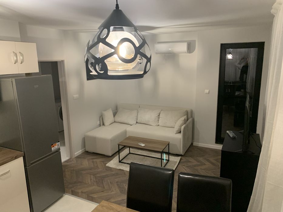 Двустаен апартамент Гребна База под наем