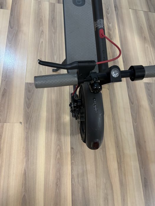 Электросамокат.