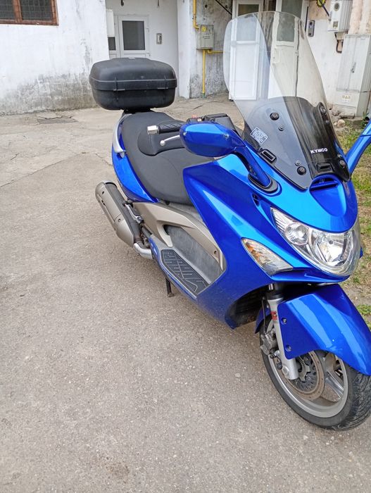Moto/ scuter Xcitinc 500 cm3