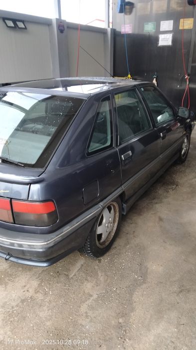 Renault 21 TXI '90