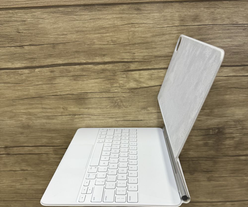 Prodam apple MagecKeyboard 12.9 pro