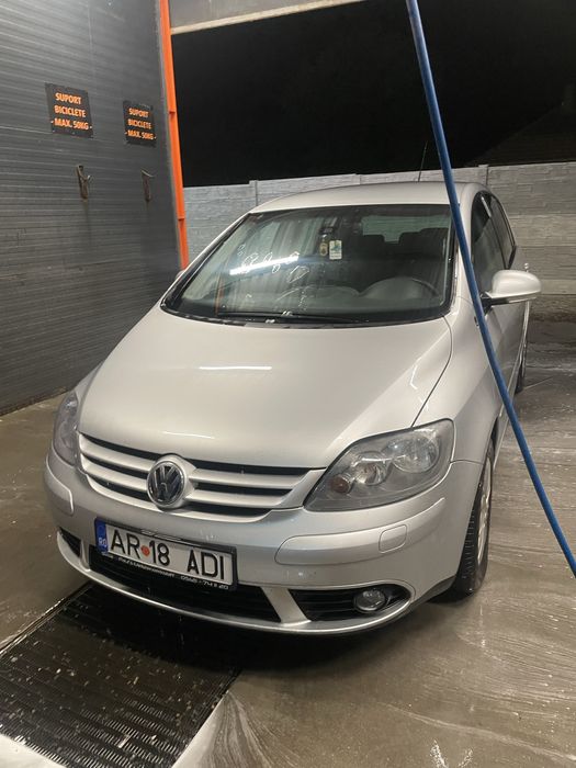 Volkswagen Golf 5 Plus – 1.9 TDI, 105 CP
