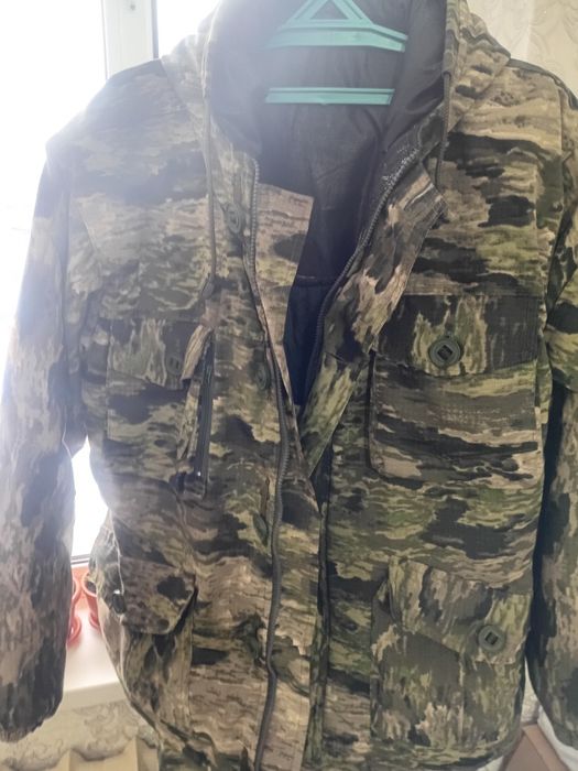 Продаеться Куртка Мужская Комбинизоном