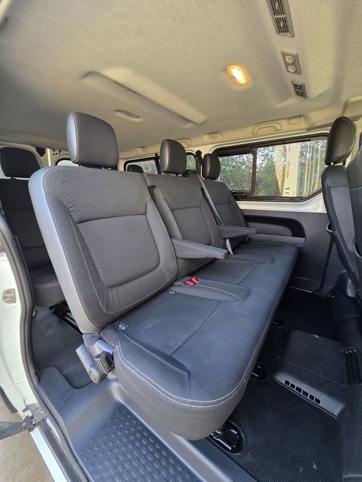 Opel Vivaro 2018 9locuri Long GARANTIE 192.000km 10/10