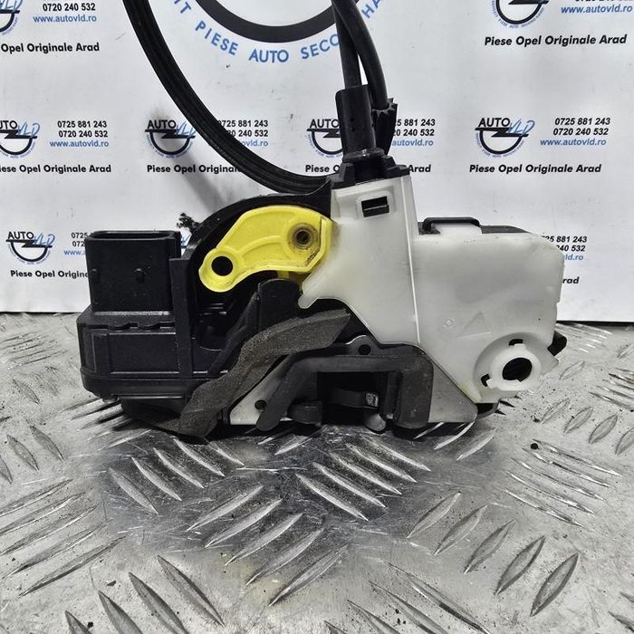 Broasca usa stanga fata Opel Zafira C