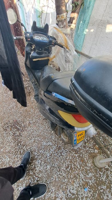 Scuter 125cc firma ITALJET