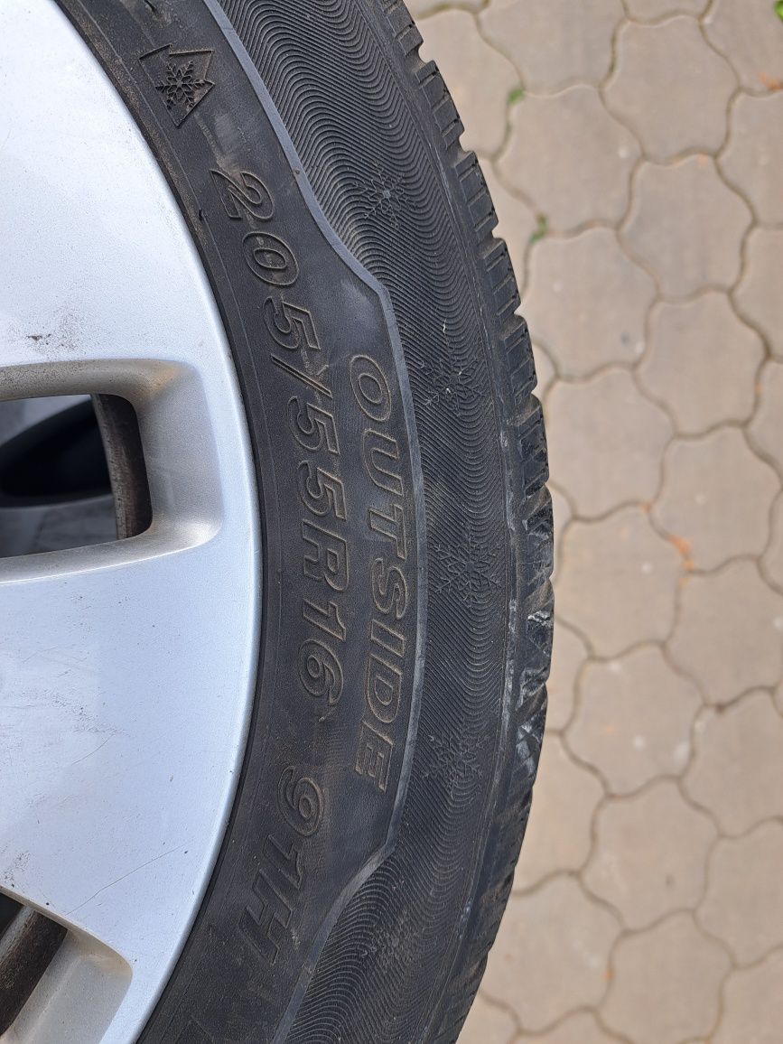 Jenti Aliaj AUDI cu 5 gauri + anvelope iarna