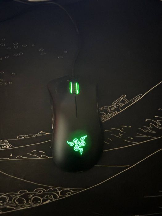 Продается мышка Razer DeathAdder Essential