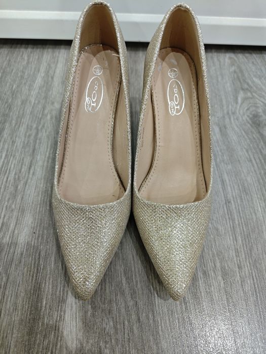 Дамски елегантни обувки