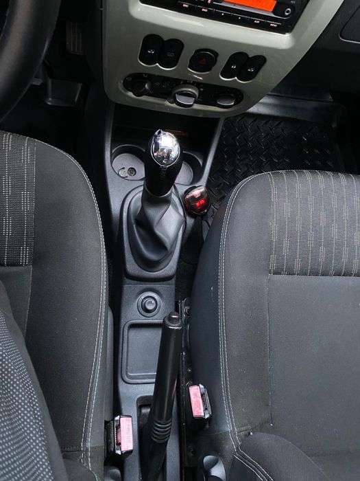 Dacia Logan Facelift 2011