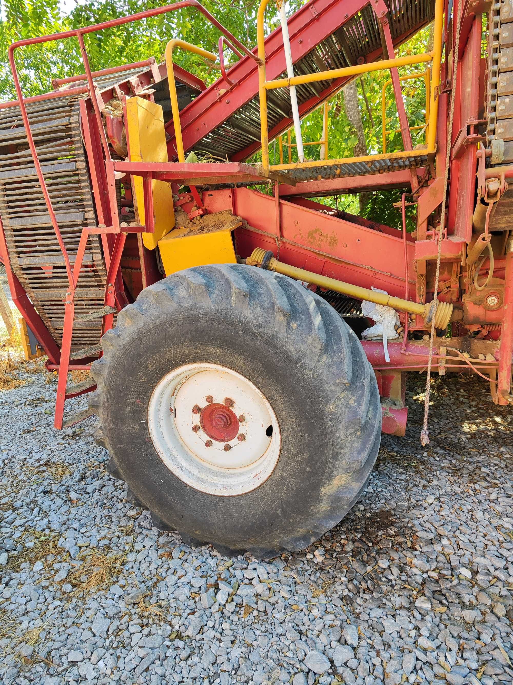 Картофокомбайн grimme DR1500