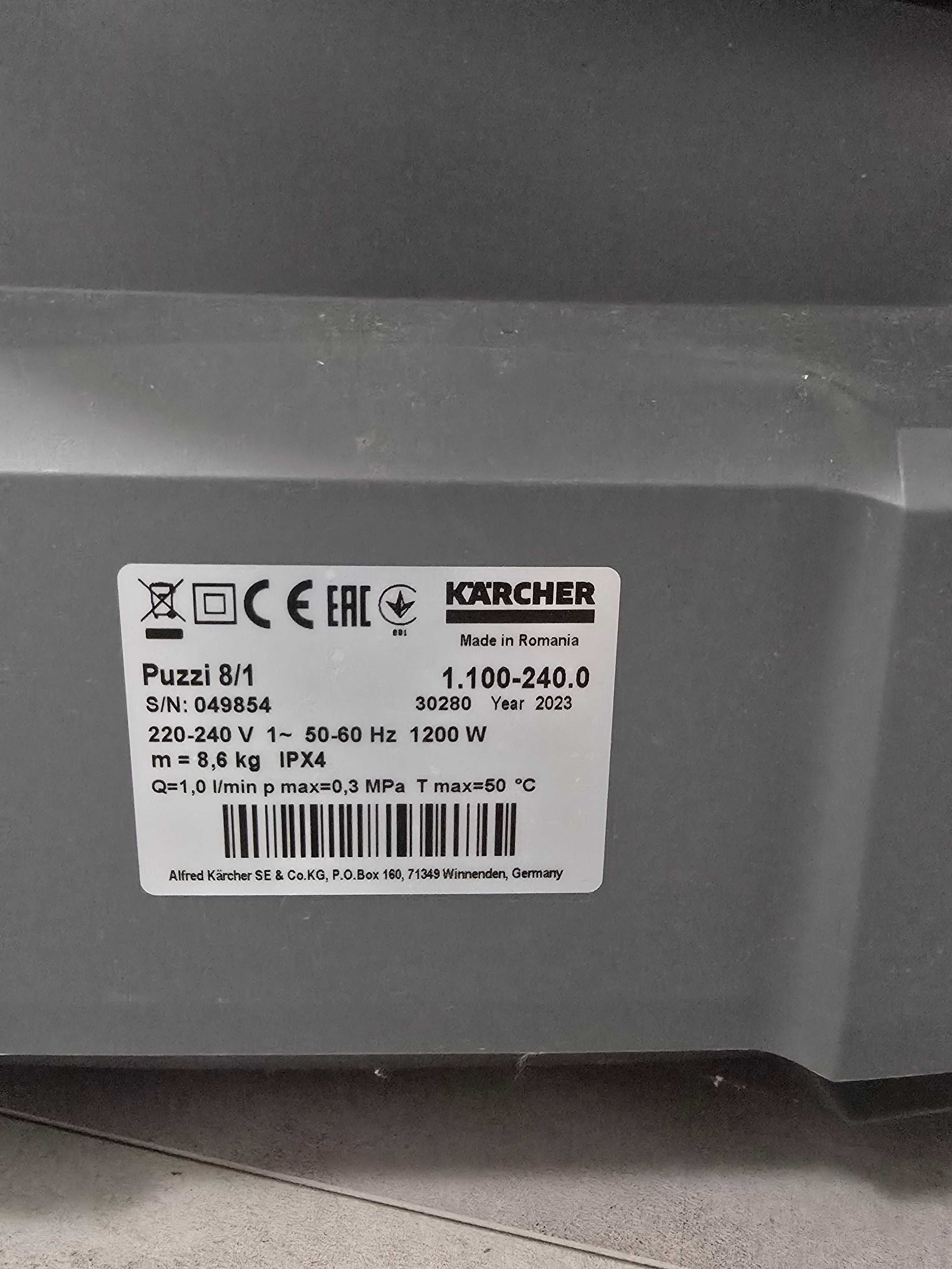 Aspirator profesional KARCHER