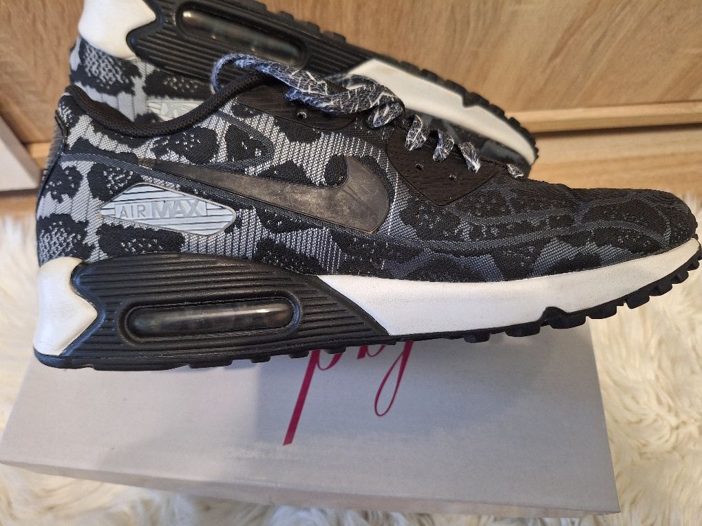Маратонки NIKE AIR MAX