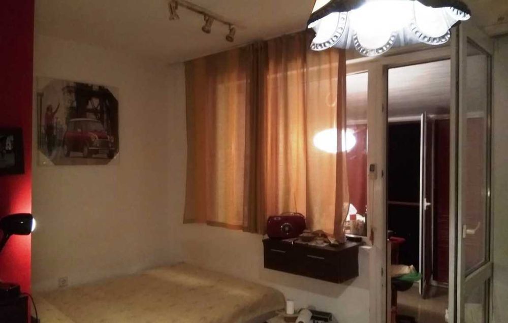 Дава се под наем Едностаен апартамент в Бургас, Възраждане - 30 кв.м за 130 € - Снимка #1