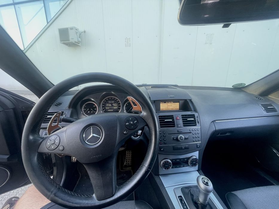 Mercedes Benz C Class Pachet Amg