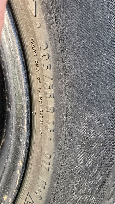 Зимни гуми Continental 205/55/16 dot 3911