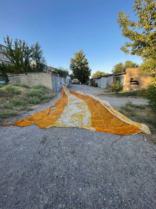 парашют советский или параплан только ткань