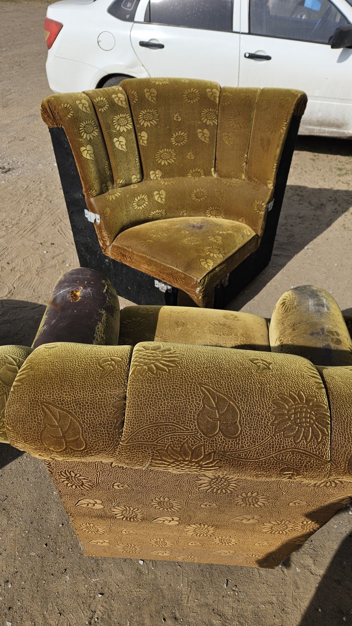 Продам диван мягкий в Кунае