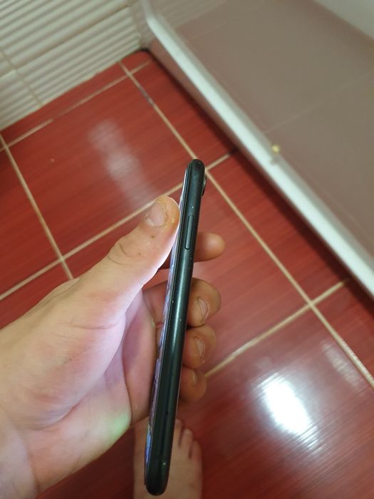 Vand sau schimb iphone xr