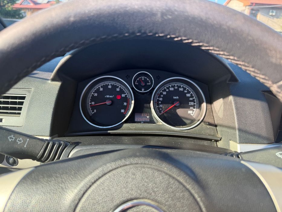 Opel Astra Twin-Top 1.6