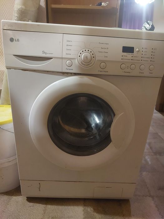 Продам стиральную машину
