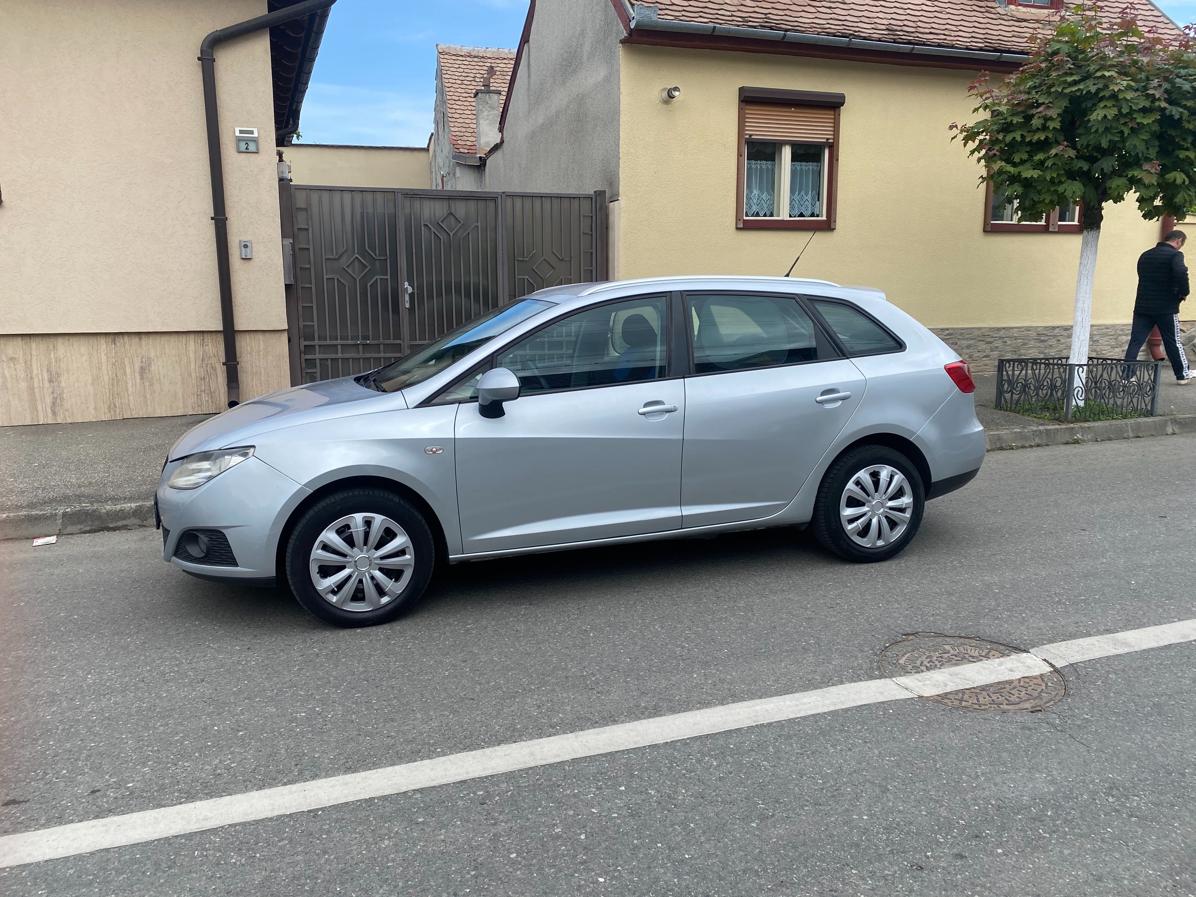 Seat Ibiza  ȘT 1.6 TDI an 2011 euro 5 posibilitate rate fără avans