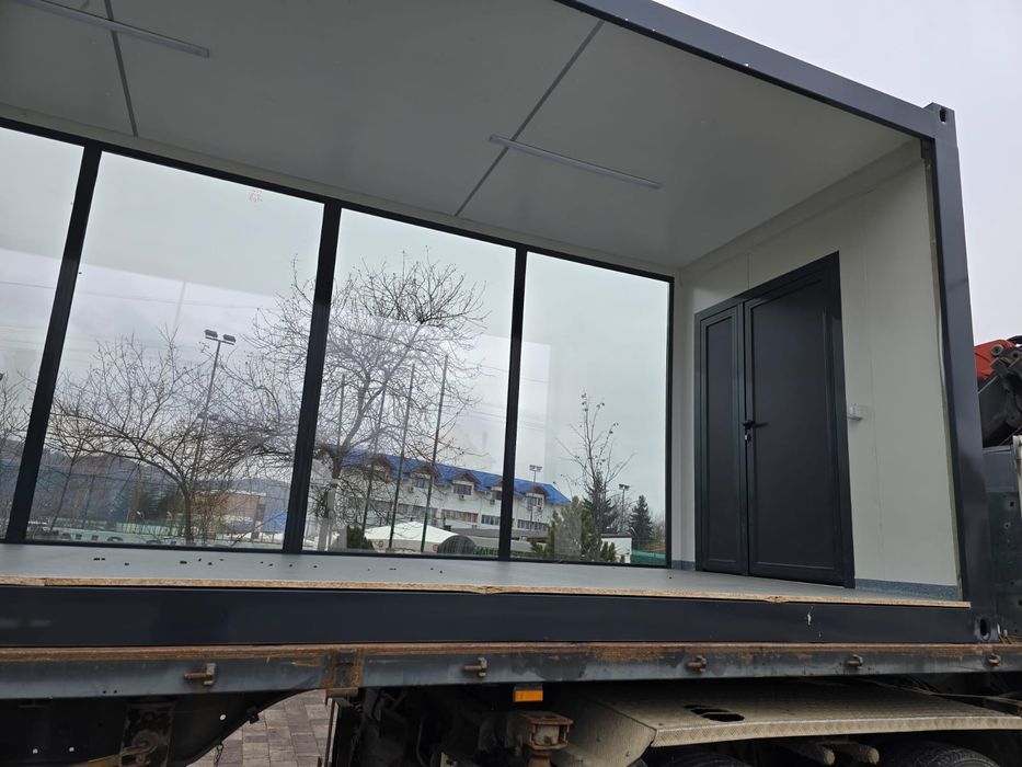 Producător Containere 6x4,8 M tip vitrină