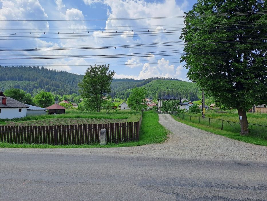Casa de locuit plus anexe si gradina,acte la zi