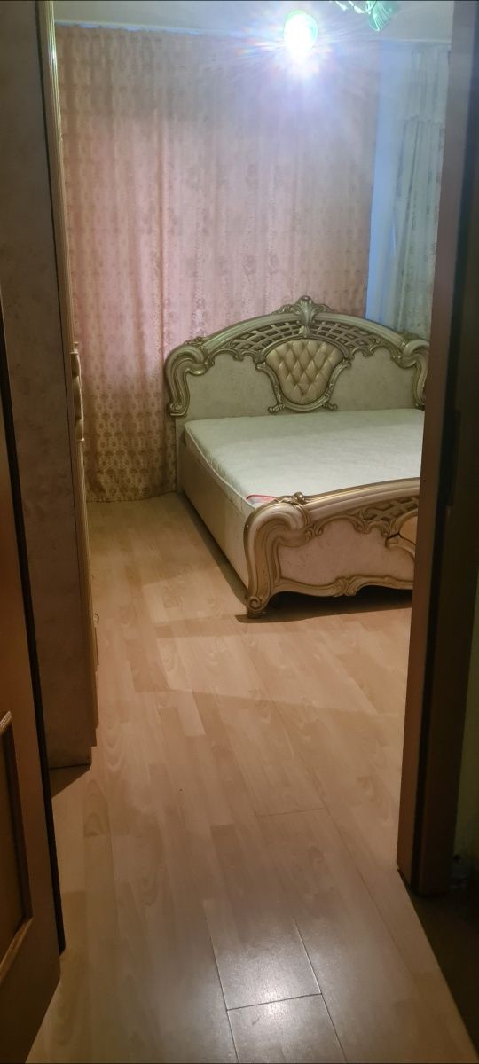 Кровать двуспальная