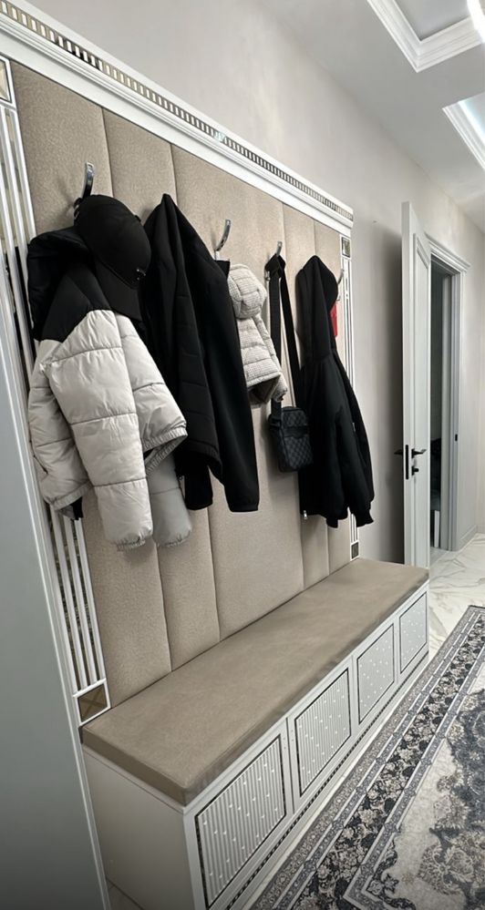 Продам прихожую. Состояние новое