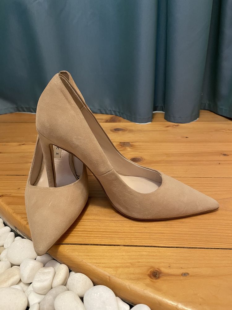 Pantofi Stiletto (Zara)