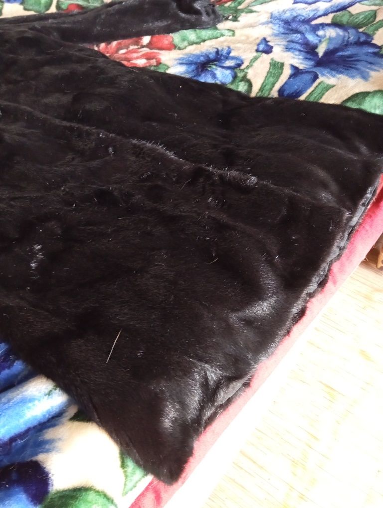 Продам норковую шубу