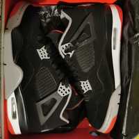 Air Jordan 4 bred